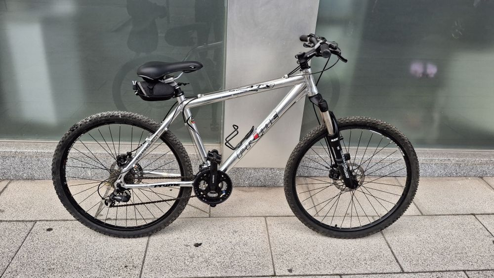 Bicicleta BTT pouco utilizada