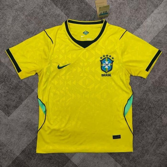 Camisolas de futebol 
Vendo camisolas de futeb