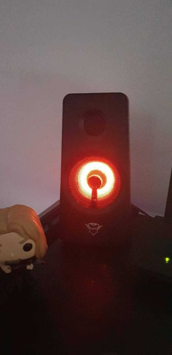 Illuminated Speaker Columns – New Clearance Price64551909592577121