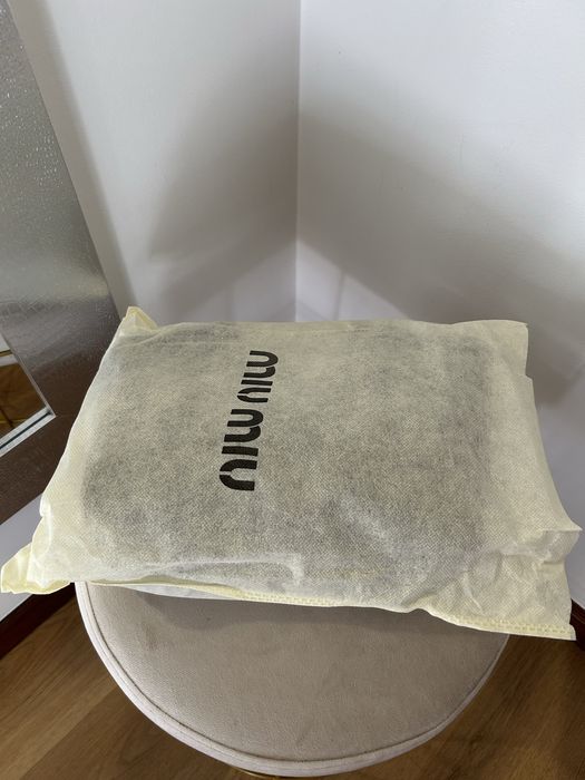 Mala castanha Miu Miu
