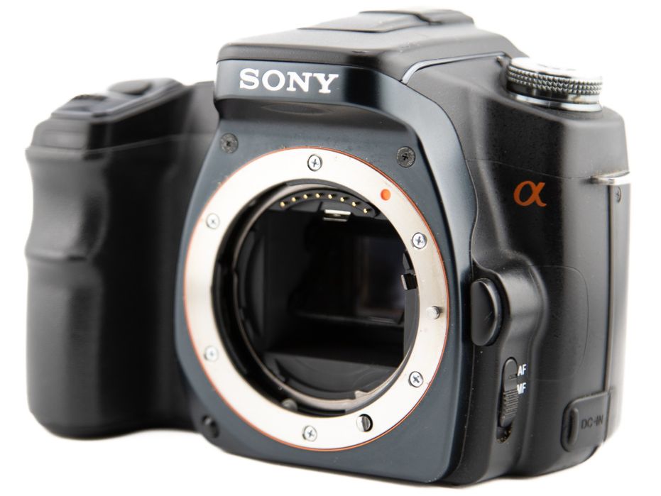 Lustrzanka Sony A100 z ładowarką