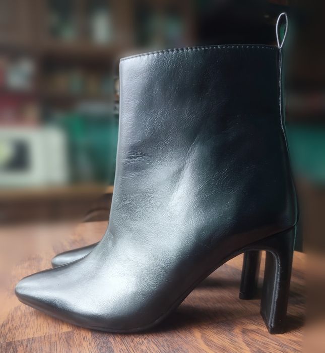 Ботинки New Look на квадратном каблуке черного цвета