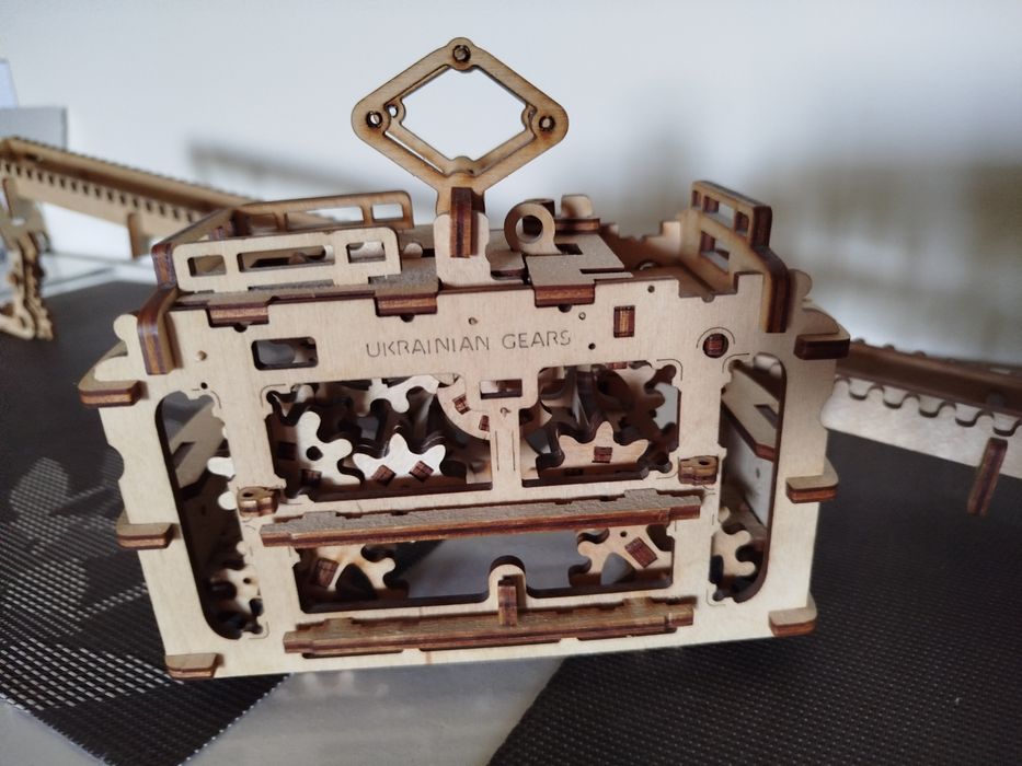 Деревянний 3D пазл "Трамвайчик"