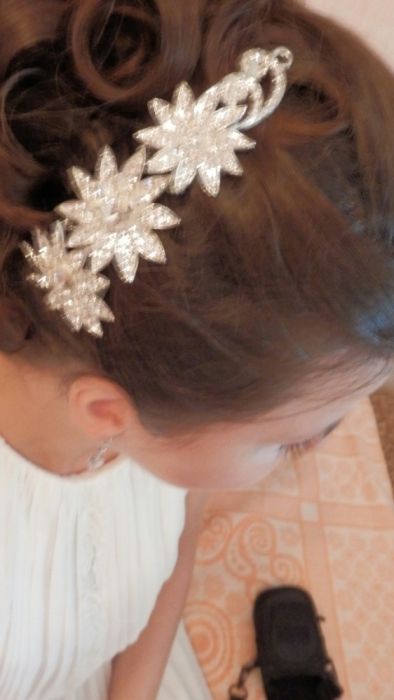 Прикраса для зачіски