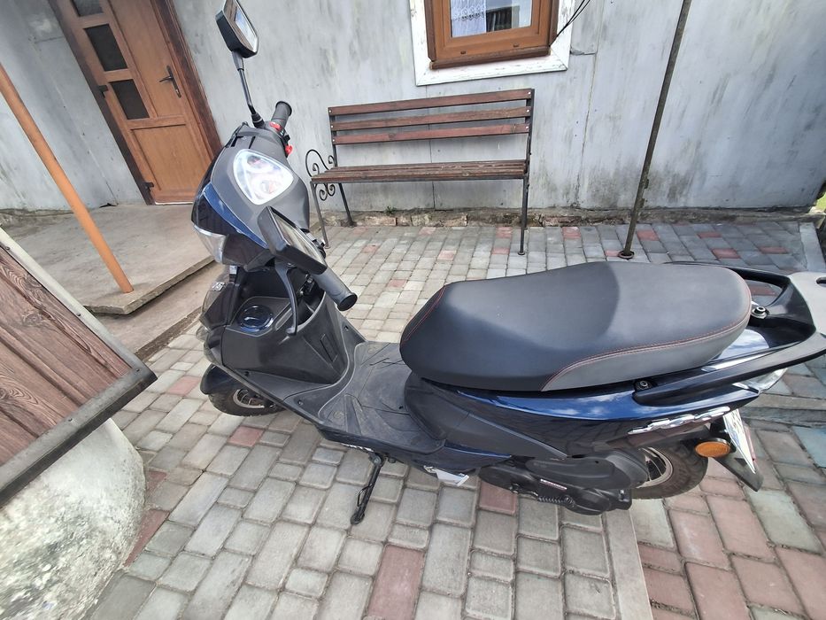 Продаю скутер  Forte JOG 80