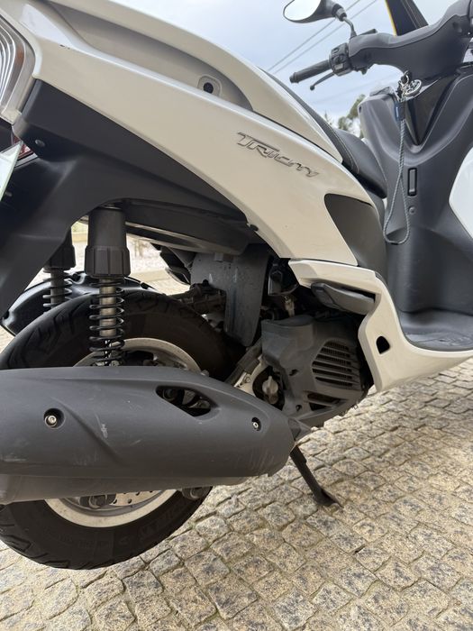 Yamaha Tricity ABS 2017 - Excelente Estado