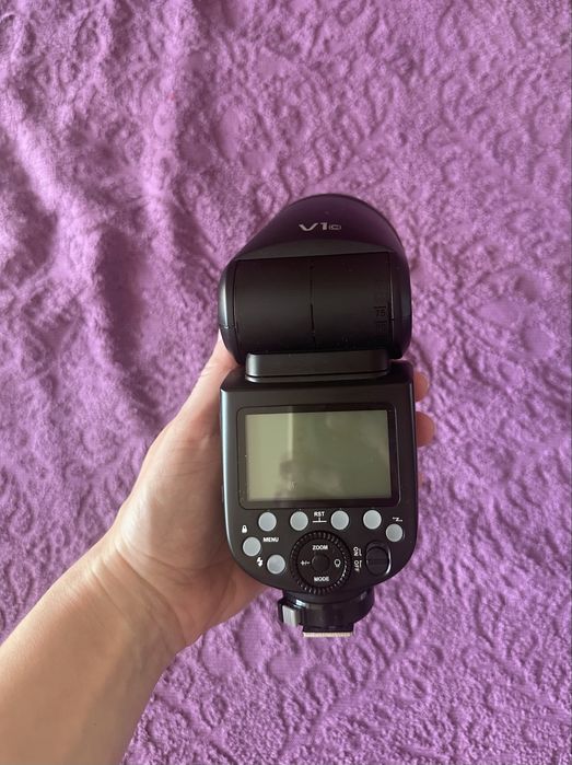 Спалах godox v1 для canon