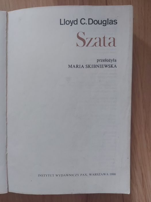 "Szata". Lloyd C. Douglas