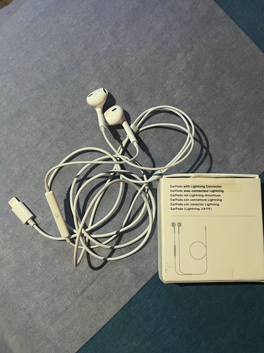 Earpods original apple lightning