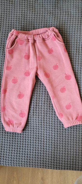 ciepłe spodnie dresowe zara r98