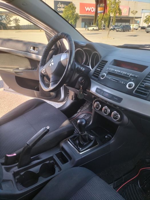 Mitsubishi lancer 2010 gasolina