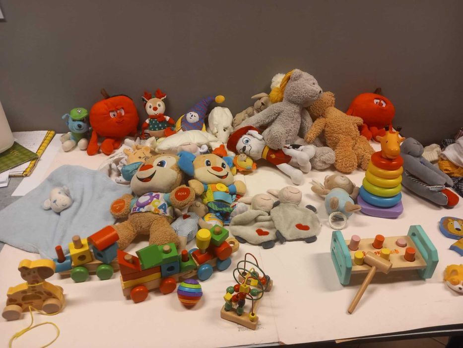 misie fisher price, miś szumiś, pluszaki i zabawki