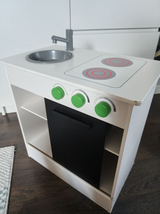 Kuchnia do zabawy Ikea kuchenka
