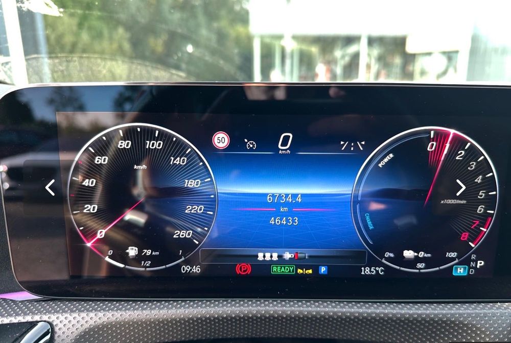 Mercedes A250e plug in amg line — photo 4