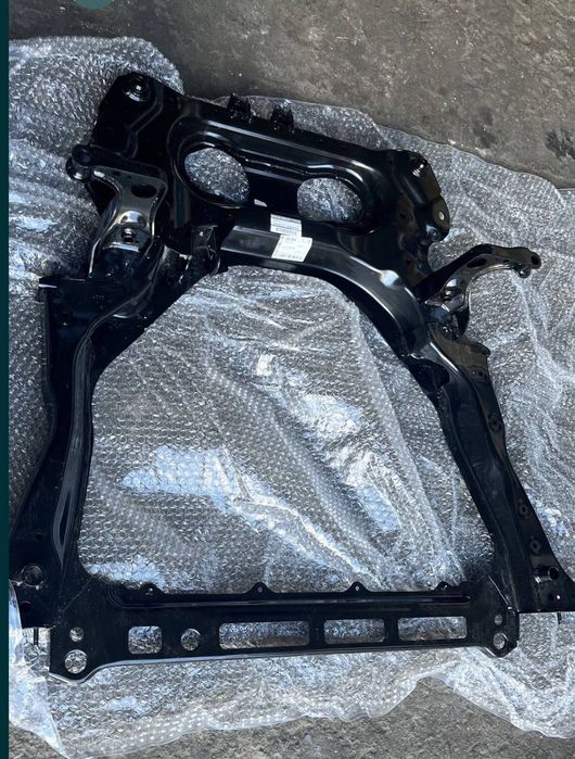 Підрамник Nissan rogue T-33 1,5