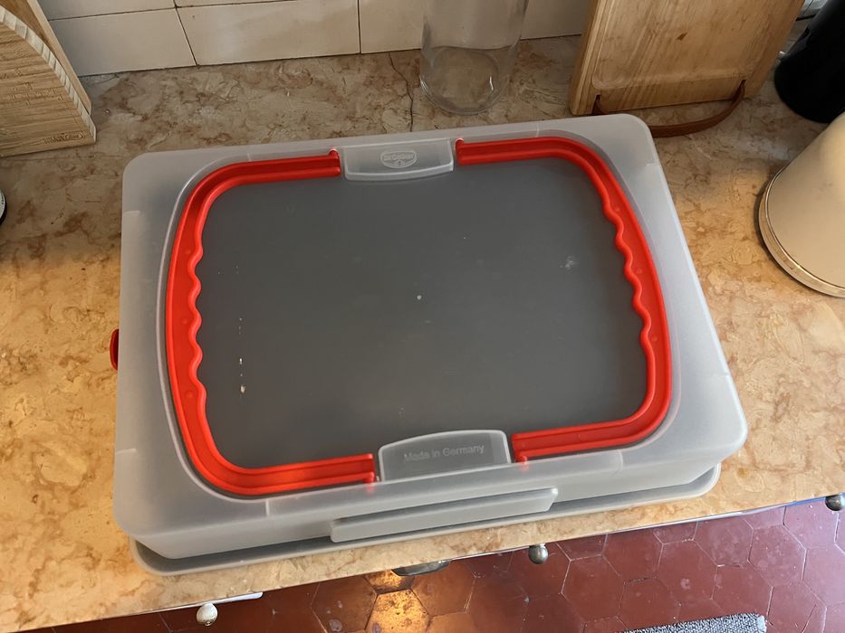 Forma de bolo rectangular da Dr. Oetker com caixa transportadora446628821122437122