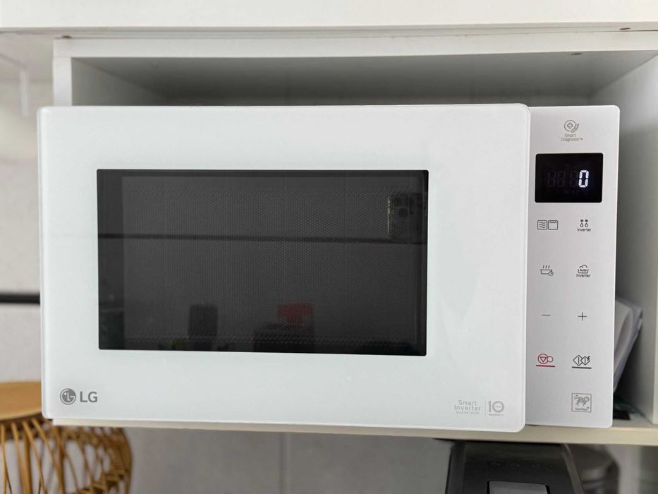 Microondas branco LG MH6535GDH | 25 L | 1000 W - Branco