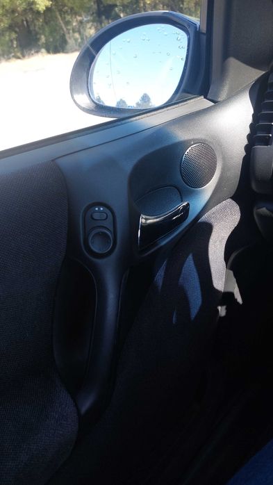 OPEL VECTRA-B 1.6i - Automático