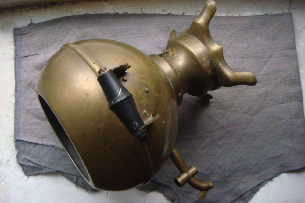 Електросамовар латунний часів СРСР. Об’єм 3 л, потужність 1 кВт