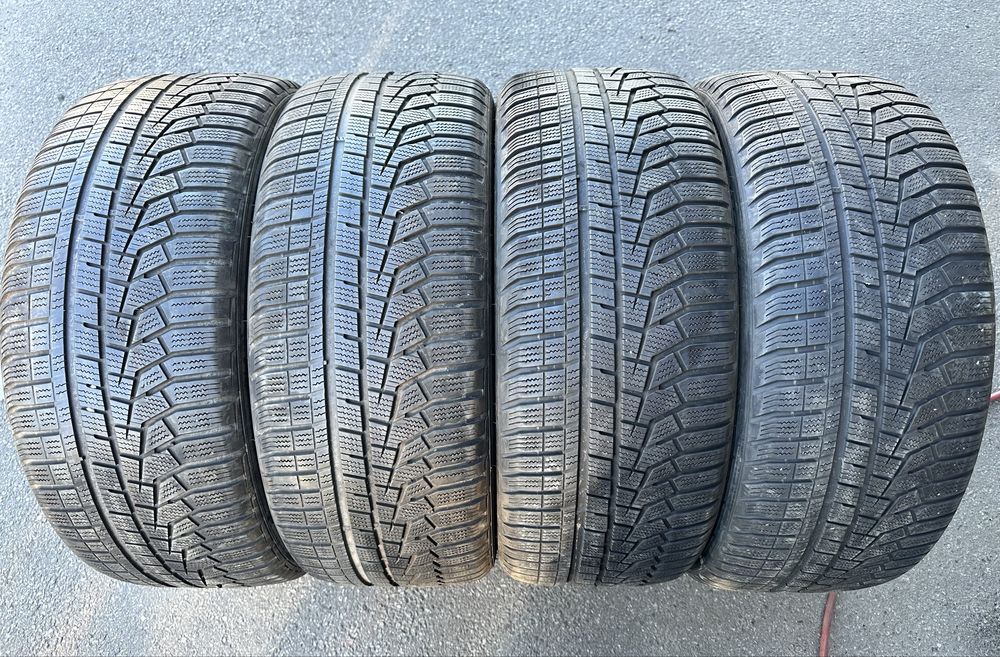 Шини 235 50 19 103H Hankook Winter I*cept Evo2 комплект