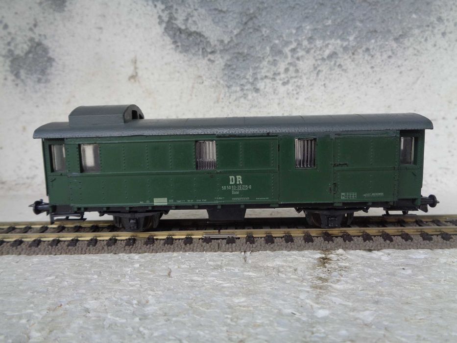 1:87 PIKO carruagem porta malas e correio comboio