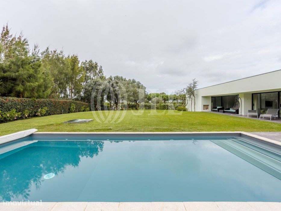 Moradia T4 no condomínio Bom Sucesso Resort, em Óbidos