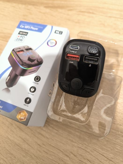 Transmiter Bluetooth FM samochodowy | 2× USB + USB-C