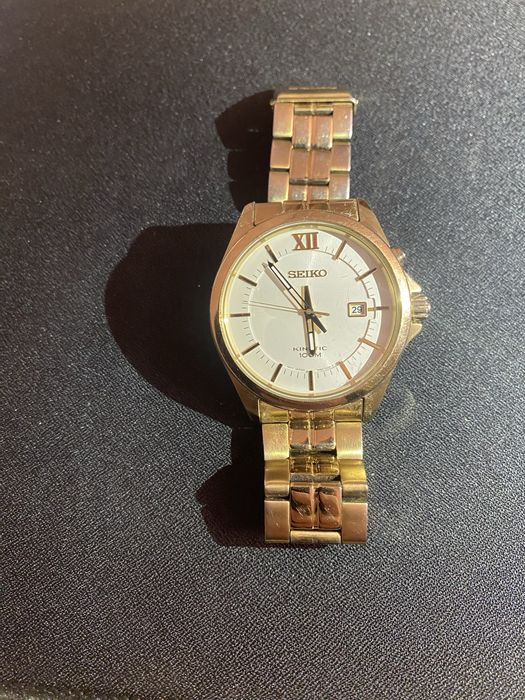 Годинник seiko