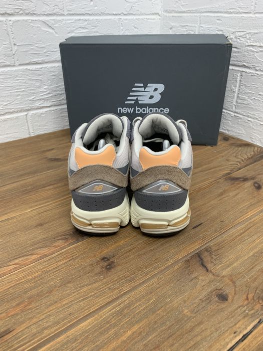 Кроссовки New balance 2002R новые оригинал в коробке