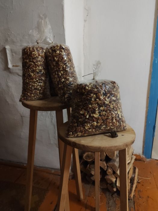 Волоські горіхи, грецькі горіхи