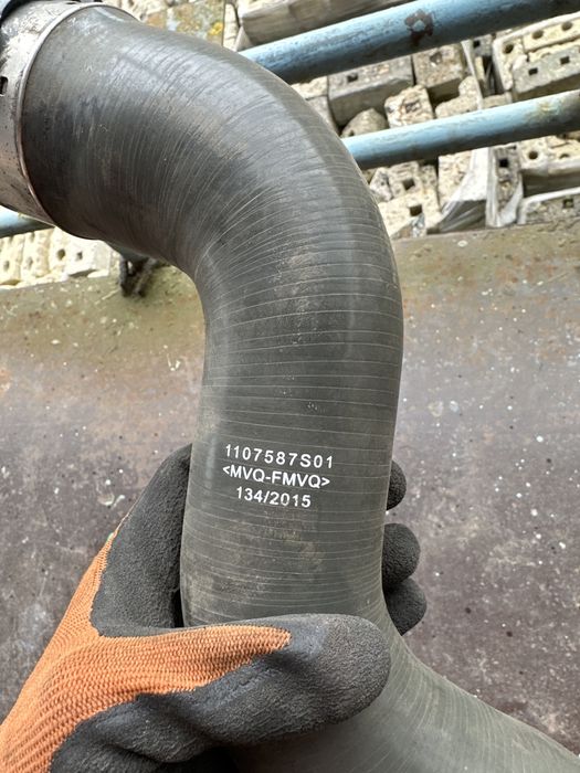 Трубка Патрубок інтеркулера Nissan Qashqai 1.5DCI J11 13-21 1107587s01