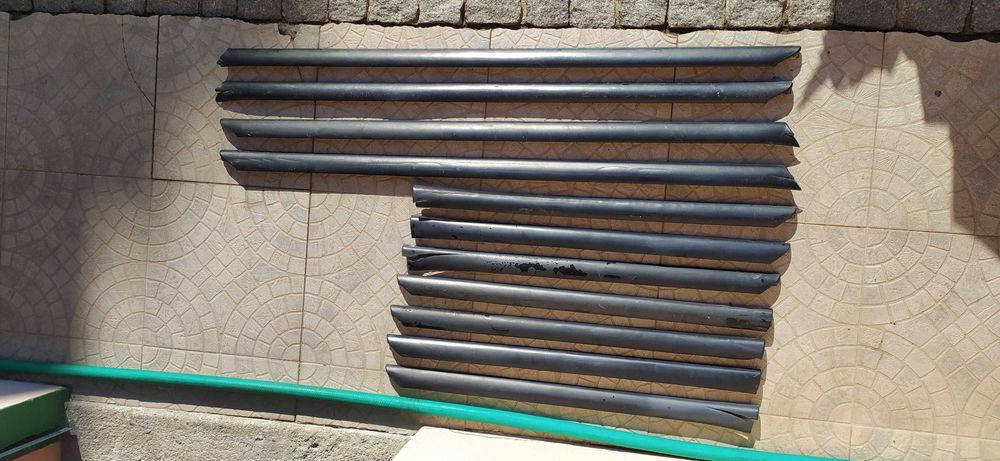 AUDI A4 B5 (8D) - Frisos Inferiores das Portas Carro e Carrinha