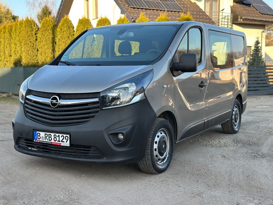 Opel Vivaro B 1.6 BiTurbo 125KM Klimatyzacja ABS Rejestrowany na 9 osobowy