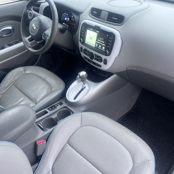 Kia Soul нова батарея 30  кіловати замінена в Норвегії по гарантії