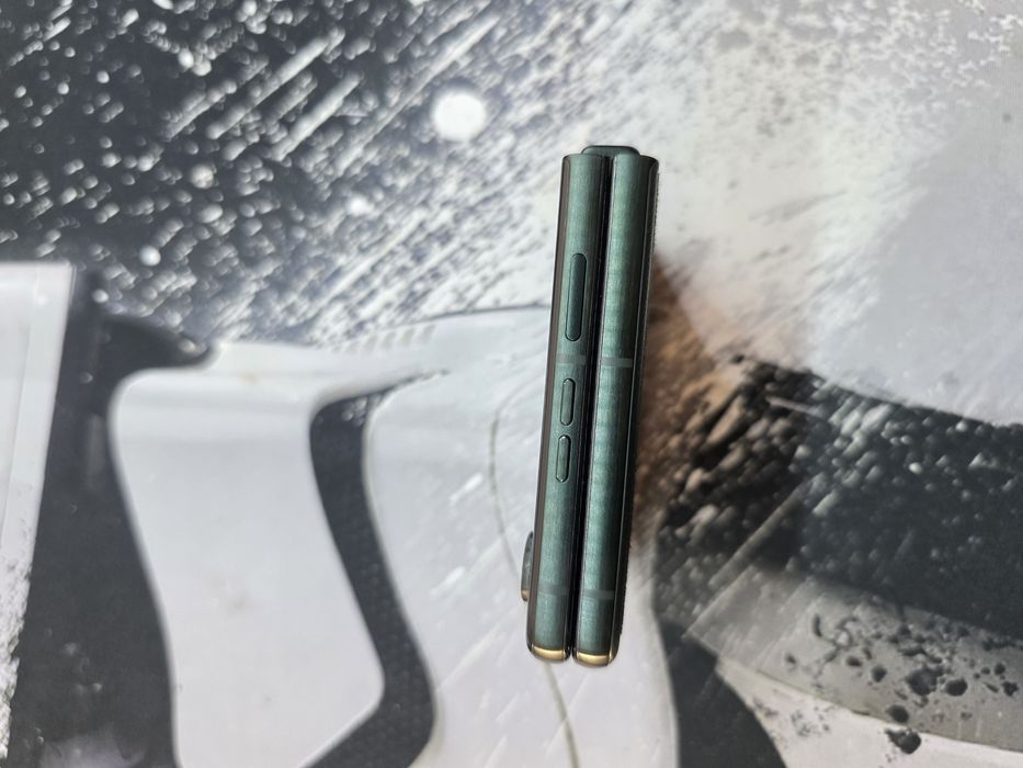 Motorola Razr 60 Ultra Green 512 Gb Global New