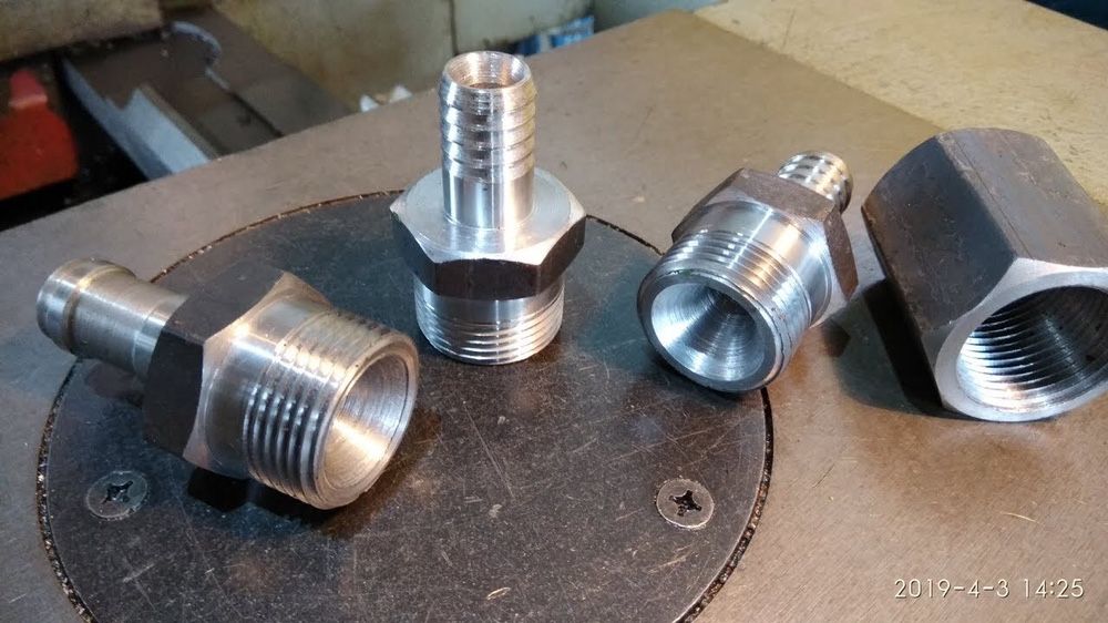 Токарные работы ( проточка, расточка, резьба)