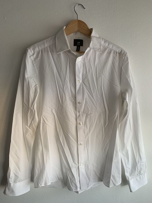 Camisa H&M como nova