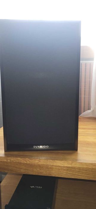 Dynaudio Emit 20