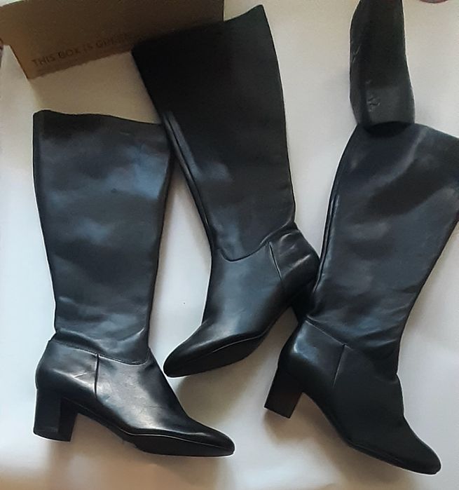 ECCO сапоги кожа чёрные р.40,41,42,43