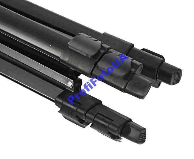 Штатив ST-330 для фотовідеокамери та лазерного рівня- вис. 50-138см