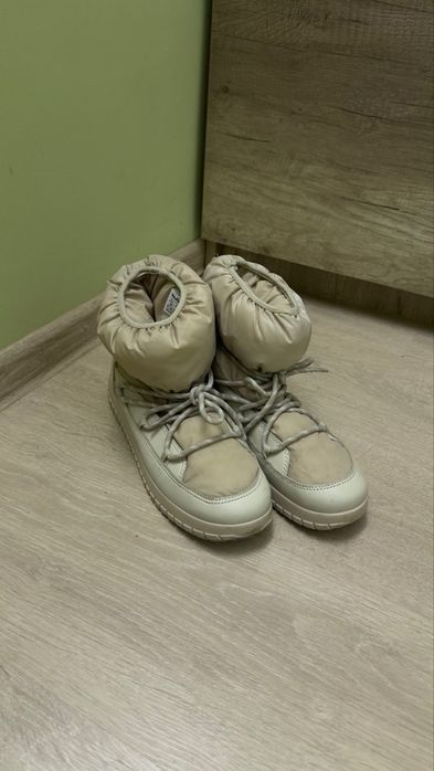 уггі сапожки сноуборди натуральна  шкіра дутікі 38 р