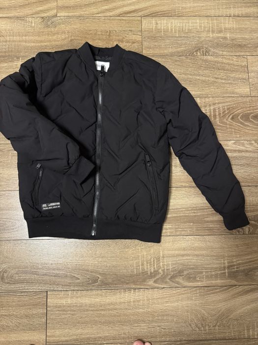 Бомбер, куртка reserved