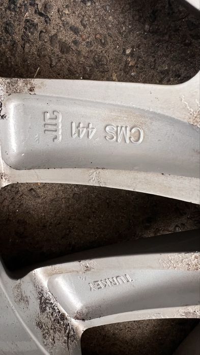 5-112 R17 VW CC J7.0 ET33 4 шт