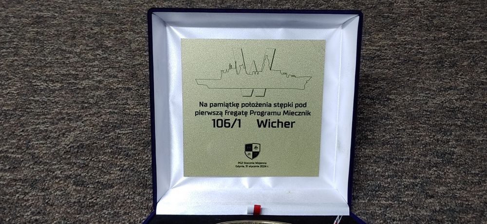 Okolicznościowy medal fregata Wicher Program Miecznik PGZ unikat