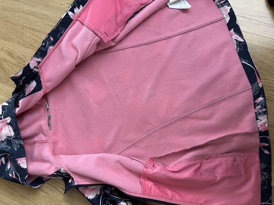 Куртка осінь фірмова