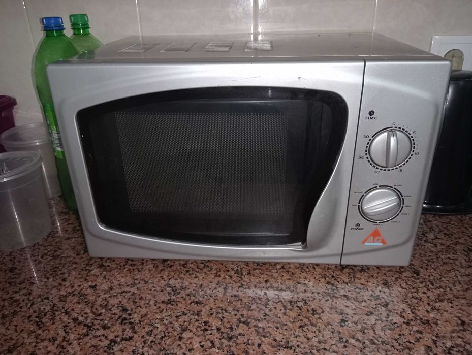Microondas usado em bom estado