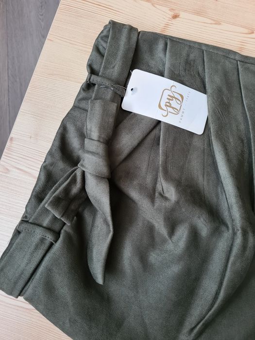 spódnica mini zamszowa Khaki L
