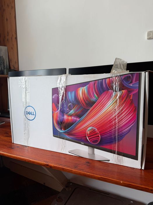 Монітор Dell 27 4K UHD S2722QC
