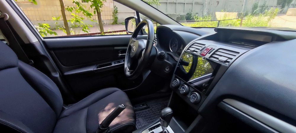 Автомобіль Subaru XV 2013