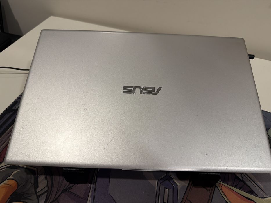 Portátil ASUS VivoBook 15 ICi7 1TB HDD+256 GB SSD